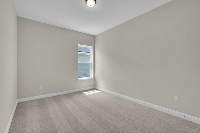 323 Sawgrass Dr, Home with 4 bedrooms, 3 bathrooms and null parking in YULEE FL | Image 11