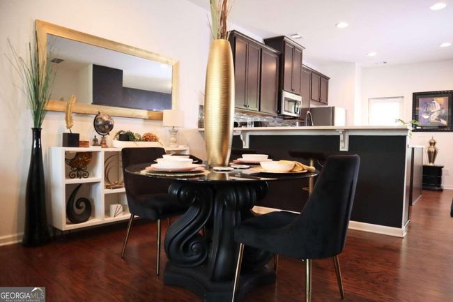 817 Ambient Way Sw, Townhouse with 3 bedrooms, 3 bathrooms and 2 parking in Atlanta GA | Image 7