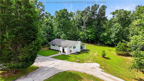 955 Dudden Fork Rd, Kenna, WV, 25248-7248 | Card Image