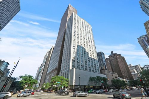 2106-777 N Michigan Ave, Chicago, IL, 60611-7002 | Card Image