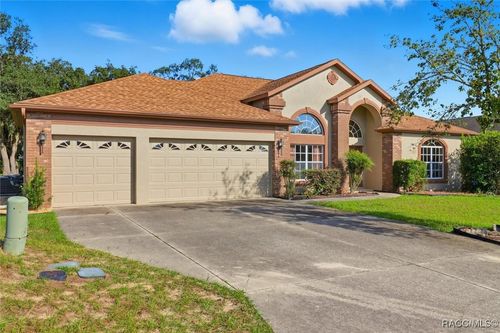 63 N Youngtree Pt, Lecanto, FL, 34461-7003 | Card Image