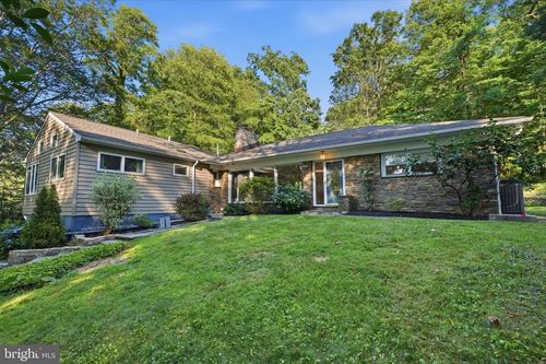 2115 Willow Brook Dr, HUNTINGDON VALLEY, PA, 19006-5625 | Card Image