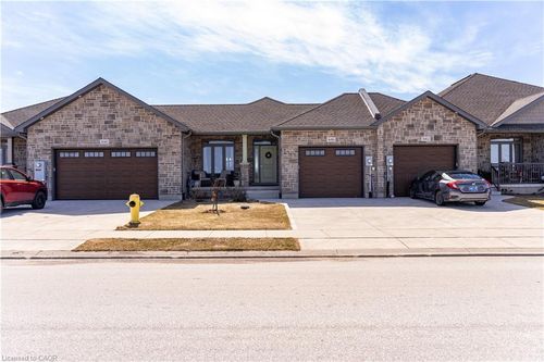 486 Ivings Dr, Port Elgin, ON, N0H2C3 | Card Image