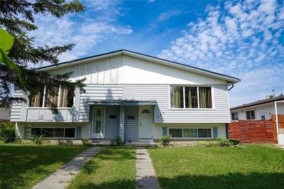 757 Sheppard Street, House other with 4 bedrooms, 2 bathrooms and null parking in Winnipeg MB | Image 1