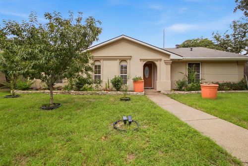 1608 University Dr, Richardson, TX, 75081-3817 | Card Image