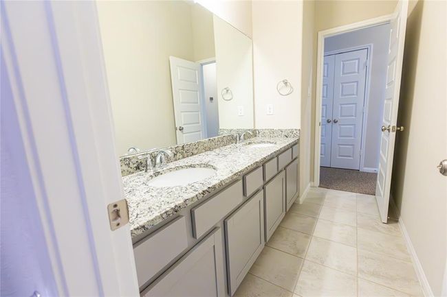 2208 Rocky Shores Ln, House other with 4 bedrooms, 4 bathrooms and 2 parking in Pearland TX | Image 22