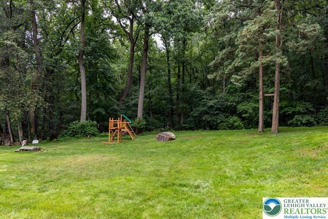 2211 Honeysuckle Rd, House other with 3 bedrooms, 2 bathrooms and null parking in Allentown PA | Image 34