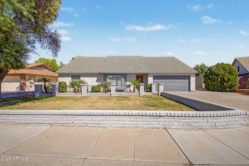 2635 S Brooks Cir, Mesa, AZ, 85202-7501 | Card Image