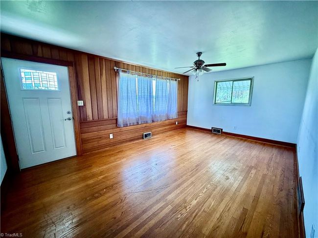 1024 Lone Hickory Rd, House other with 3 bedrooms, 3 bathrooms and null parking in Yadkinville NC | Image 8