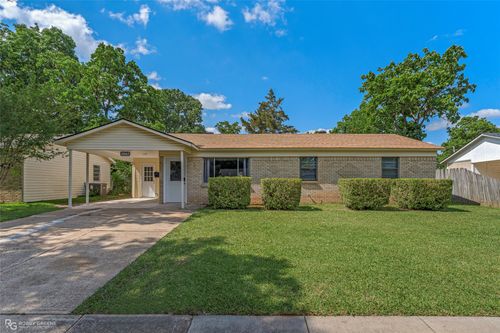 3007 Gaines St, Bossier City, LA, 71111-3111 | Card Image