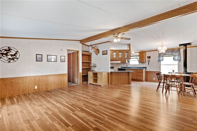 153 Wash Run Rd, House other with 3 bedrooms, 2 bathrooms and 3 parking in Indian Head PA | Image 5