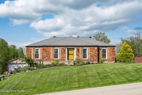 304 Carriage Way, Taylorsville, KY, 40071-7916 | Card Image