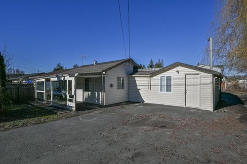 12729 114a Ave, Surrey, BC, V3V3P3 | Card Image