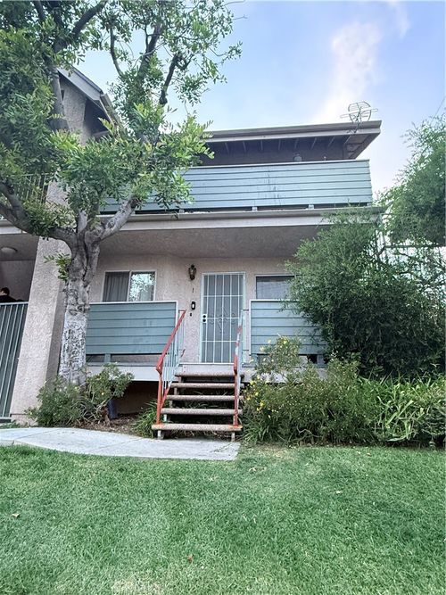 13100 Bromont, Sylmar, CA, 91342 | Card Image
