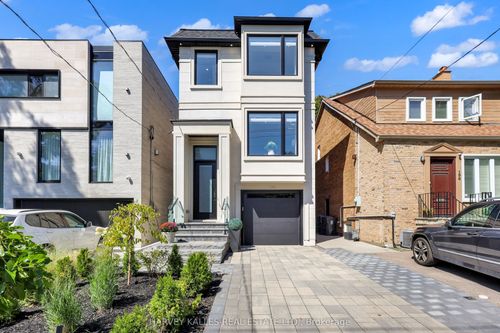 194 Sheldrake Blvd, Toronto, ON, M4P2B5 | Card Image