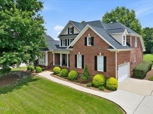 9045 Chelsea Dr, Raleigh, NC, 27603-8133 | Card Image