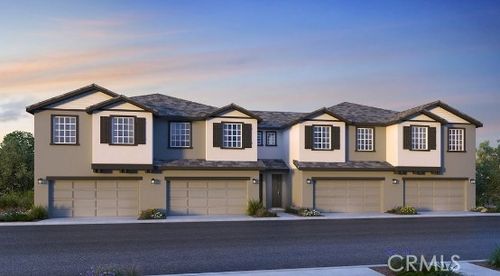 32696 Manhattan Ave, Winchester, CA, 92596-8077 | Card Image