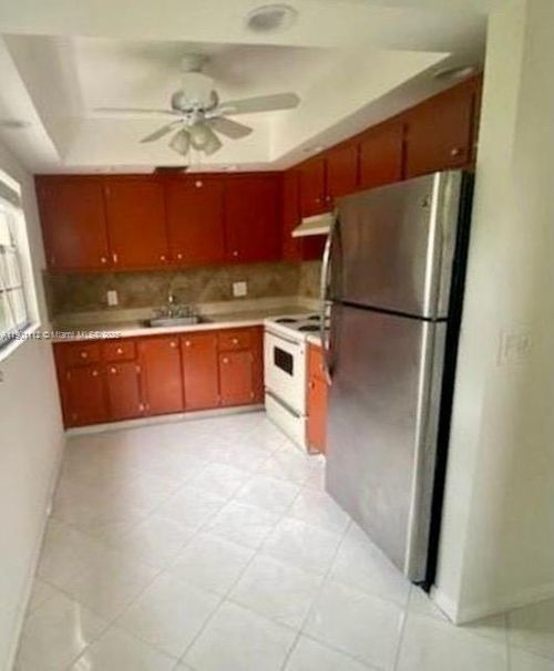 apt-205p-13350 Sw 1st St, Pembroke Pines, FL, 33027-1679 | Card Image