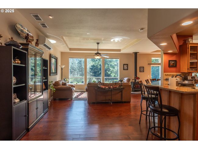 22638 Tiller Trail Hwy, House other with 4 bedrooms, 3 bathrooms and 2 parking in Days Creek OR | Image 4