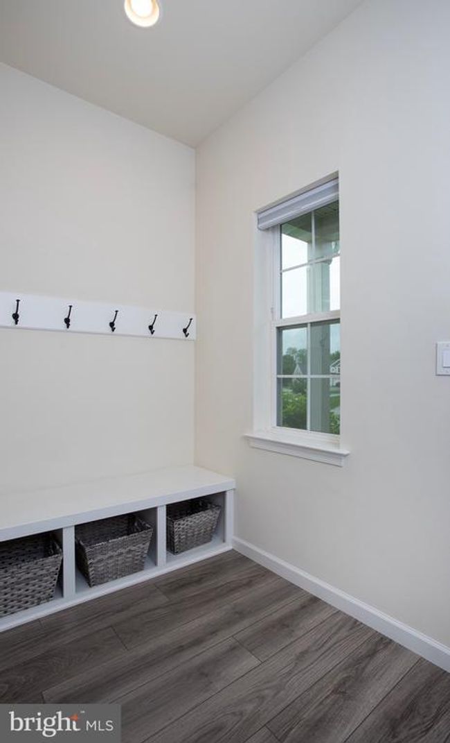 807 Anthony Dr, Townhouse with 3 bedrooms, 3 bathrooms and null parking in HARRISBURG PA | Image 11