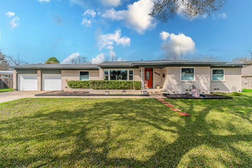 1603 W 4th St, Irving, TX, 75060-2507 | Card Image