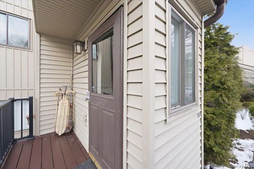 unit-4-15 Steven Dr, Ossining, NY, 10562-1977 | Card Image