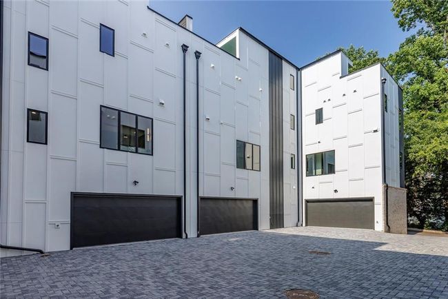 1962 8 Th St, Townhouse with 3 bedrooms, 4 bathrooms and null parking in Chamblee GA | Image 40