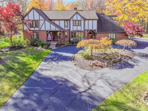 1874 Cottesworth Ln, Gates Mills, OH, 44040-9750 | Card Image