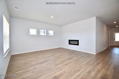 15 Chadro Cv, Jackson, TN, 38305-3616 | Card Image