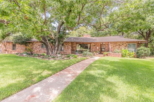 4200 Westmont Court, Fort Worth, TX, 76109 | Card Image