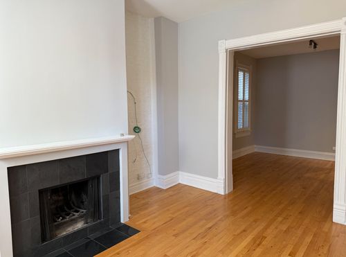 2-2024 Clifton Ave, Chicago, IL, 60614-4120 | Card Image