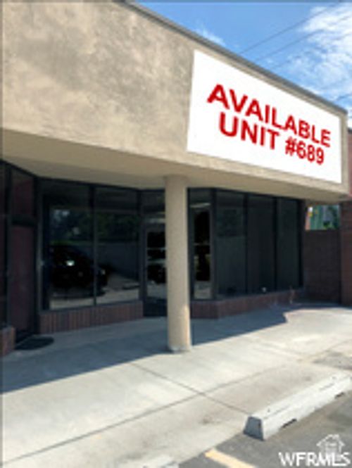 689-689 W 5300 S, Murray, UT, 84123-5671 | Card Image