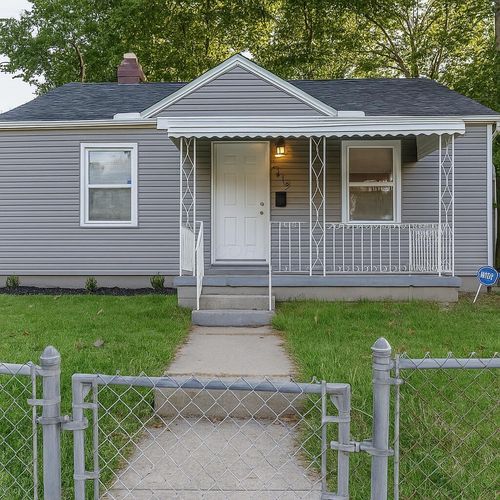 2299 Hamilton Ave, Columbus, OH, 43211-2059 | Card Image