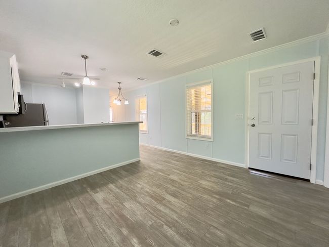 Living Room w/front door shut | Image 11