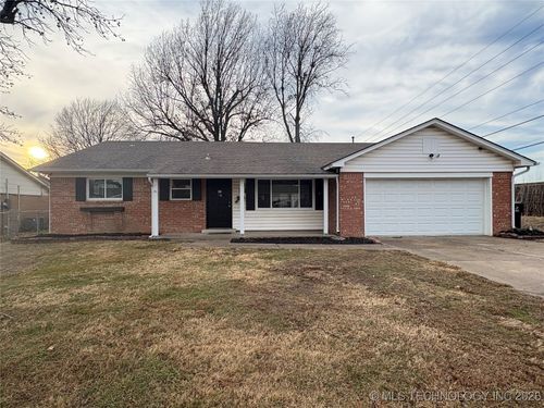 1316 Gum Ave, Broken Arrow, OK, 74012-1619 | Card Image