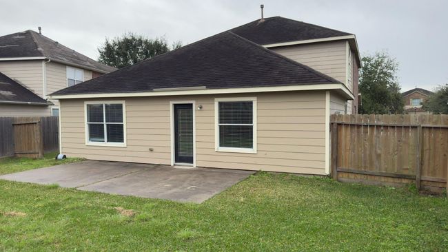 3318 Trail Hollow Dr, House other with 4 bedrooms, 3 bathrooms and 2 parking in Pearland TX | Image 11