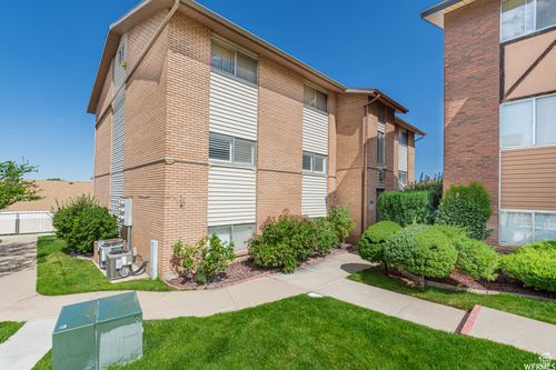 d22-5545 S 2100 W, Roy, UT, 84067-2462 | Card Image