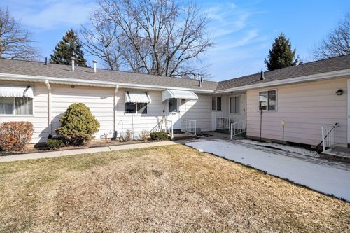 5822 Leisure Dr Sw, Wyoming, MI, 49509 | Card Image