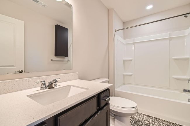 625 Village Drive - Web Quality - 020 - 20 2nd Floor Bathroom.jpg | Image 20