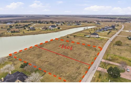 13606 Lake Ridge Dr, Richmond, TX, 77469-8354 | Card Image