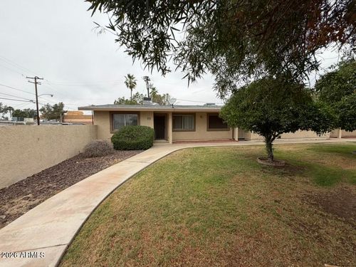 10639 W Coggins Dr, Sun City, AZ, 85351-3418 | Card Image