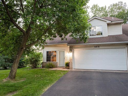 35-6816 Benton Cir, Inver Grove Heights, MN, 55076-1918 | Card Image