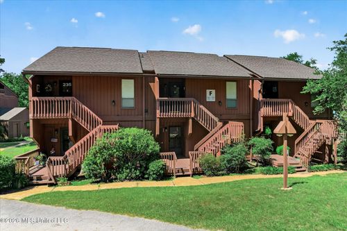 134 Lakeside Villa, Diamondhead, MS, 39525-3792 | Card Image