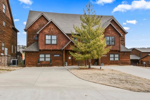 11b-1318 Stormy Point Rd, Branson, MO, 65616-7937 | Card Image