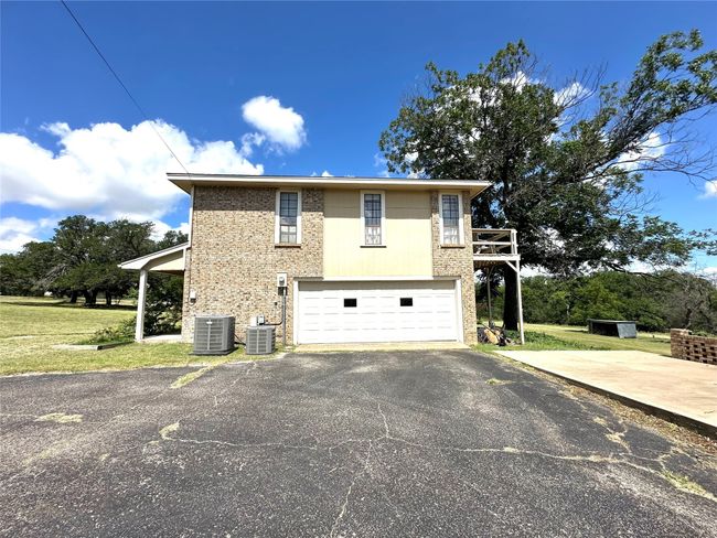 500 Apache Trl, House other with 3 bedrooms, 3 bathrooms and null parking in Comanche TX | Image 6