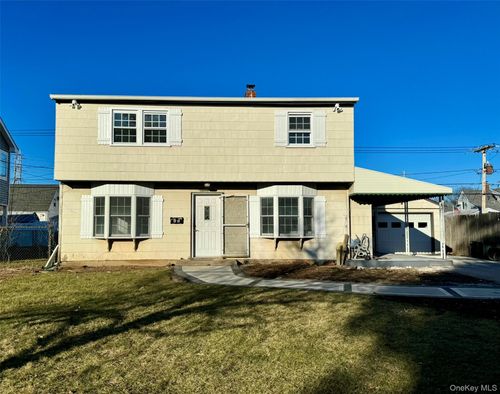 11 Bluespruce Rd, Levittown, NY, 11756-1547 | Card Image