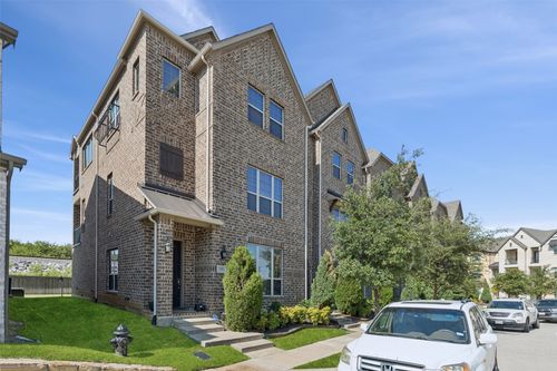 298 Almanor St, Lewisville, TX, 75056-6719 | Card Image