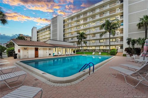apt-109-10310 Ocean Dr, Jensen Beach, FL, 34957-2510 | Card Image