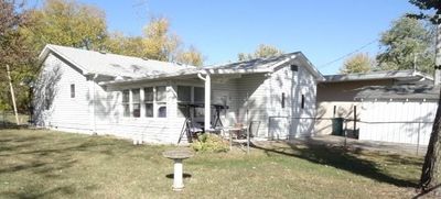 203 E Dakota Street, House other with 2 bedrooms, 1 bathrooms and null parking in Butler MO | Image 3