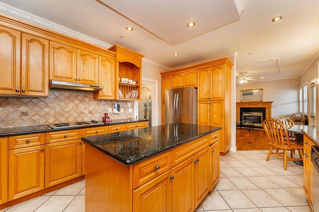 1437 E 58th Ave, House other with 7 bedrooms, 5 bathrooms and 4 parking in Vancouver BC | Image 11
